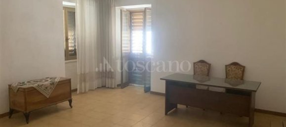4-Zimmer Wohnung in Borgia, Italy, Nr. 288635 9
