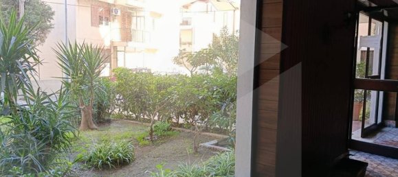 2 bedrooms Apartment in Messina, Italy No. 18901 2