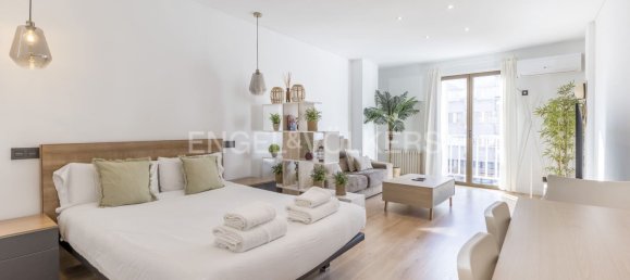 Квартира с 1 спальней в Мадрид, Испания № 162874 2