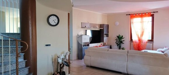 Casa de 5 habitaciónes en Silvano Pietra, Italy No. 60874 26