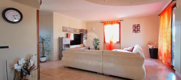 Casa de 5 habitaciónes en Silvano Pietra, Italy No. 60874 28