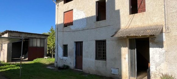 3 rooms House in Montecchio Precalcino, Italy No. 104334 2