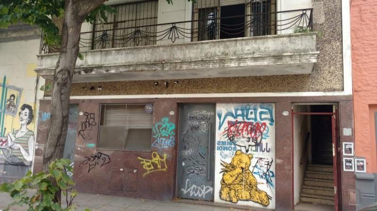 8 bedrooms House in Buenos Aires, Argentina No. 83016