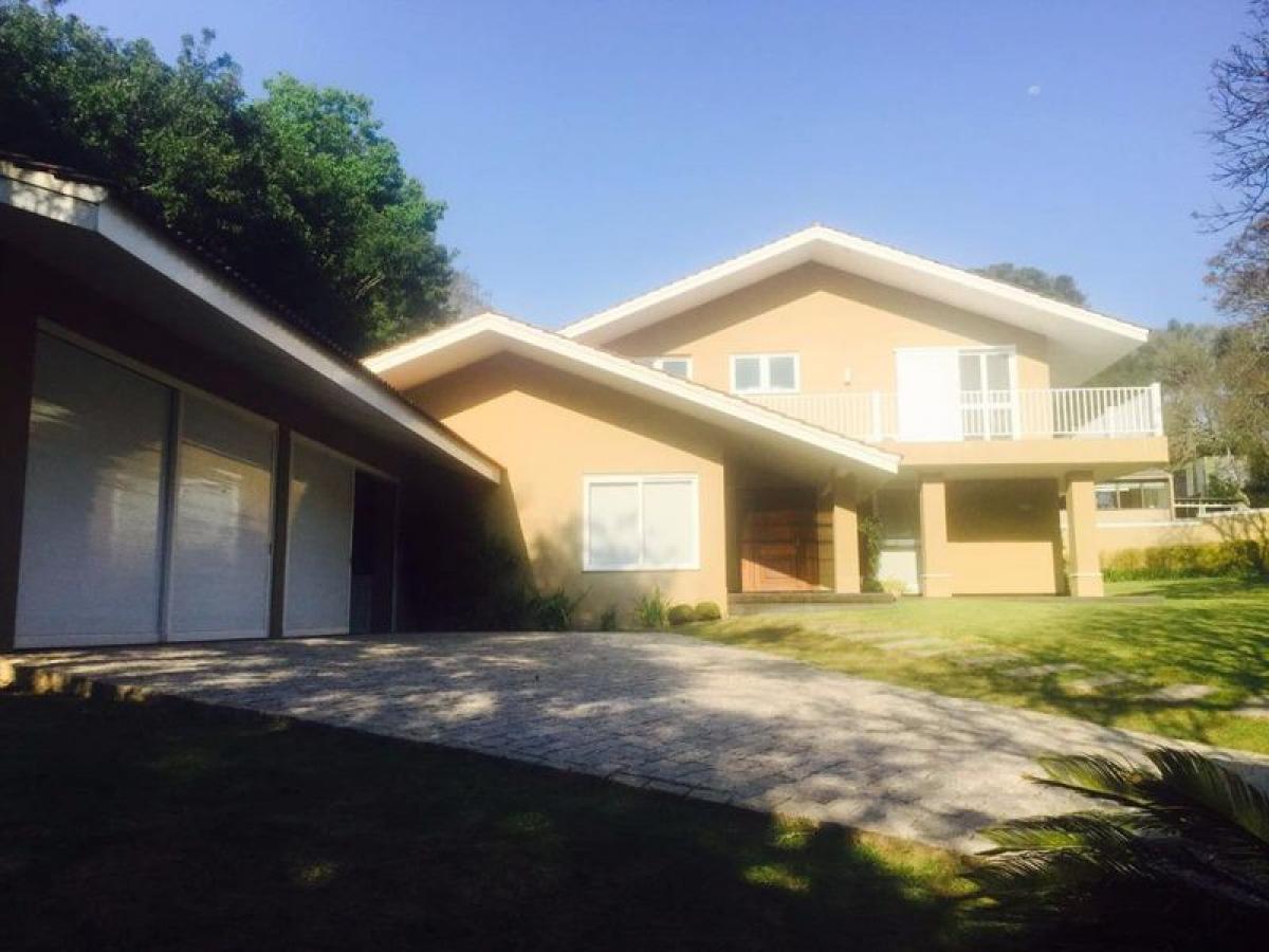 Дом с 3 спальнями в Куритиба, Бразилия № 466475