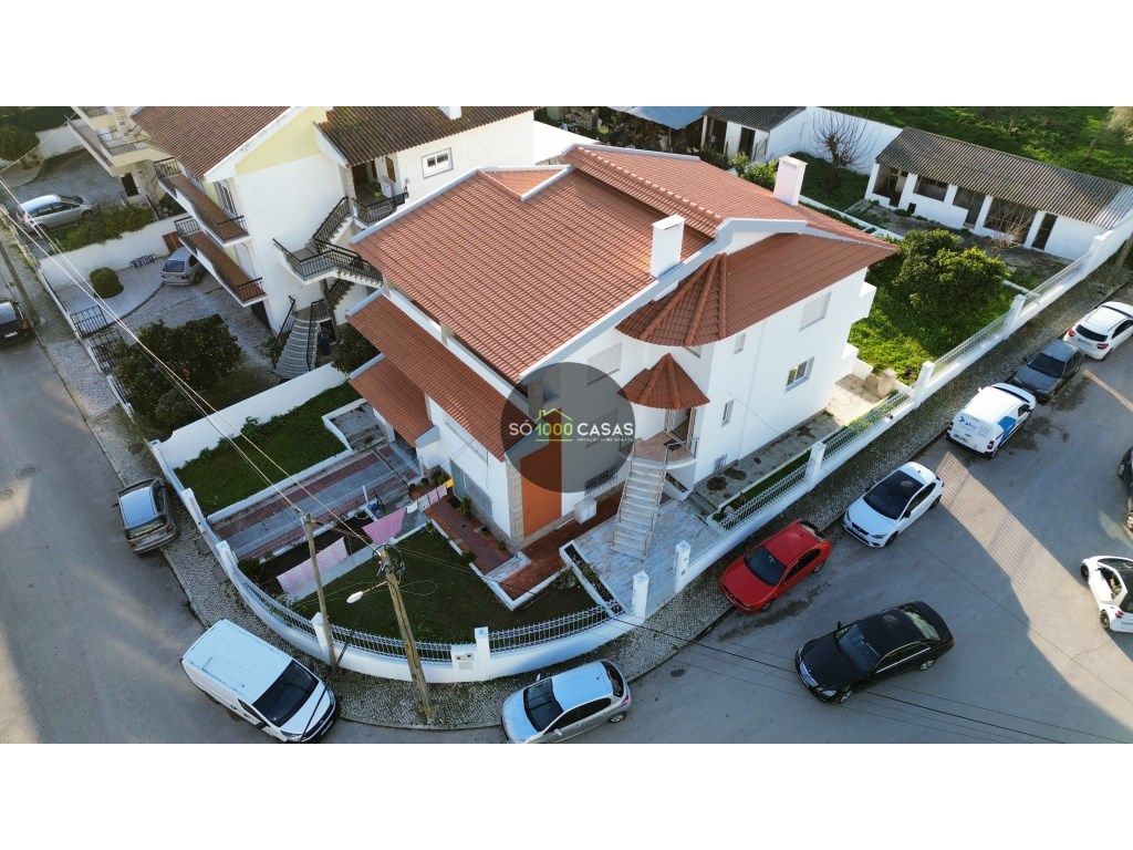 5 bedrooms House in Loures, Portugal No. 166942