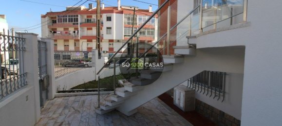 5 bedrooms House in Loures, Portugal No. 166942 9