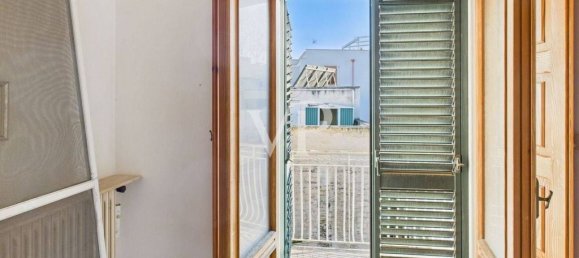 20 غرف نوم منزل في Trani, Italy رقم 329085 39