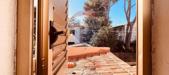 2 bedrooms House in Rosignano Marittimo, Italy No. 39993 17