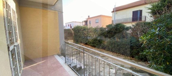 2 Schlafzimmer Wohnung in Pozzuoli, Italy, Nr. 17333 8