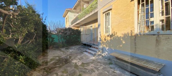 2 Schlafzimmer Wohnung in Pozzuoli, Italy, Nr. 17333 16