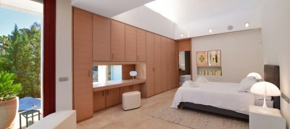 7 bedrooms Villa in Marbella, Spain No. 91803 13