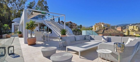 7 bedrooms Villa in Marbella, Spain No. 91803 4