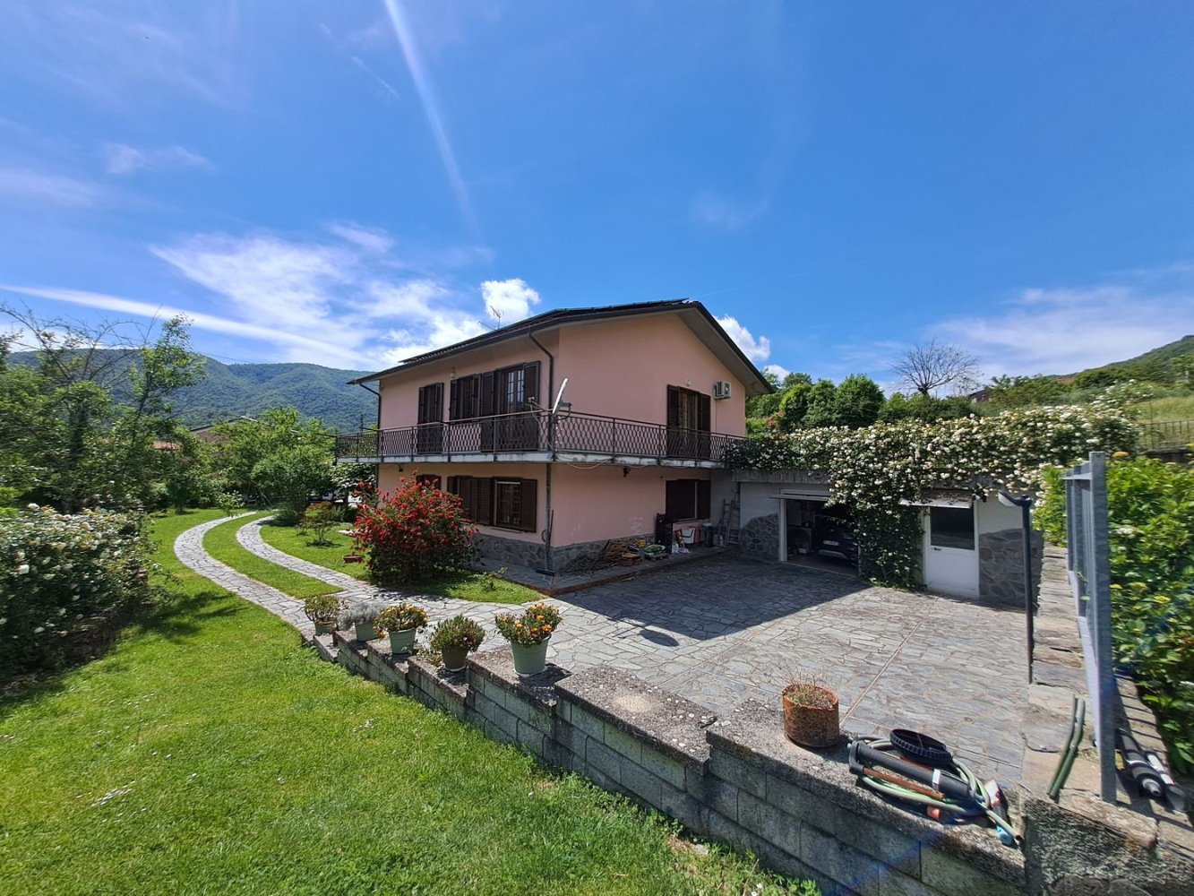 11 bedrooms Villa in Tresana, Italy No. 343459