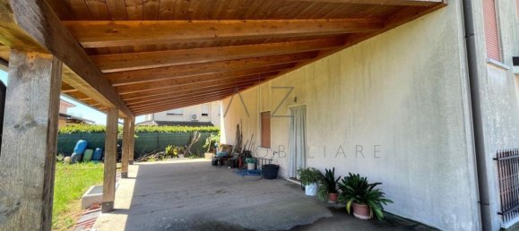 6 rooms House in Castelfranco Veneto, Italy No. 274711 6