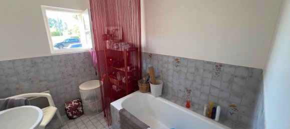 2 bedrooms House in Manche, France No. 356459 3