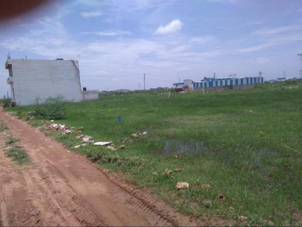  Land in Chennai, India No. 31447