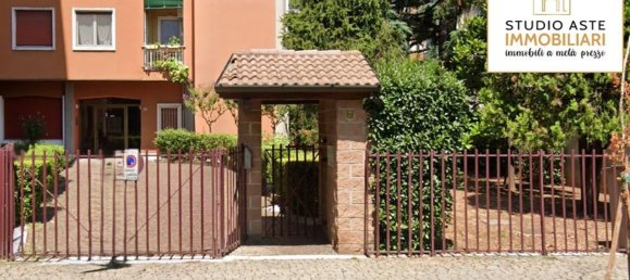 Apartamento de 2 divisões em Garbagnate Milanese, Italy N.º 219865 4