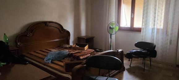 5 Schlafzimmer Villa in Agliana, Italy, Nr. 170910 3