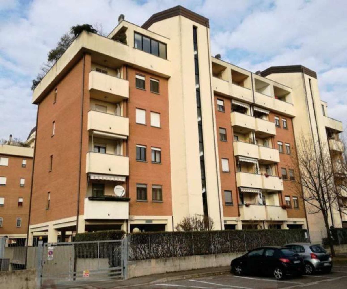 3 bedrooms Apartment in Rho, Italy No. 373124