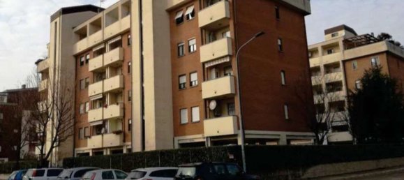 3 bedrooms Apartment in Rho, Italy No. 373124 4