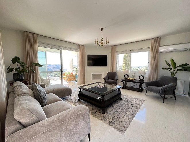 4 Schlafzimmer Villa in Paphos, Cyprus, Nr. 1398