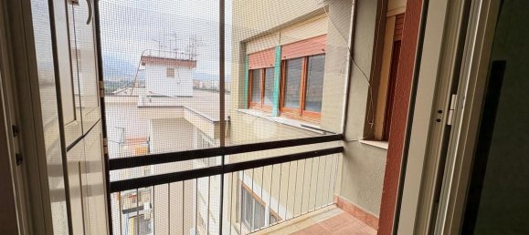 4 rooms Apartment in Palermo, Italy No. 1753 11