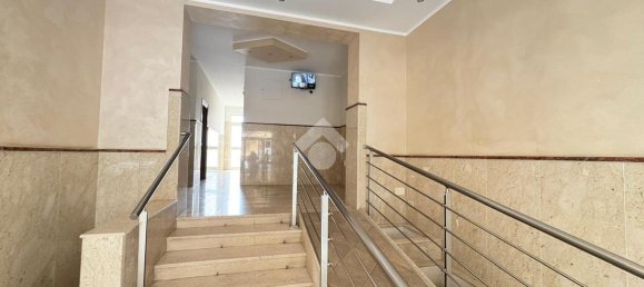 4 rooms Apartment in Palermo, Italy No. 1753 6