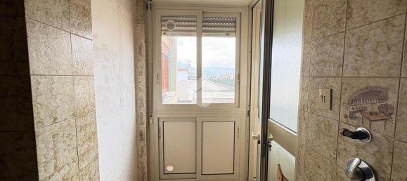 4 rooms Apartment in Palermo, Italy No. 1753 15