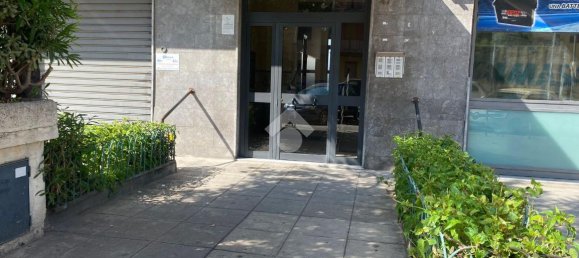 4 rooms Apartment in Palermo, Italy No. 1753 5