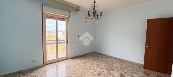 4 rooms Apartment in Palermo, Italy No. 1753 21