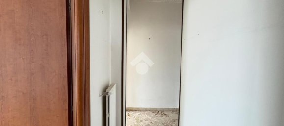 4 rooms Apartment in Palermo, Italy No. 1753 23