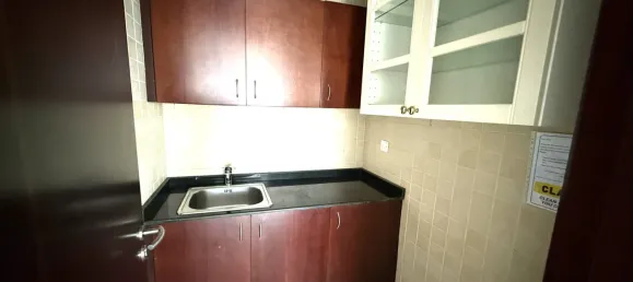 107m² Office in Jumeirah Lake Towers, UAE No. 106097 6