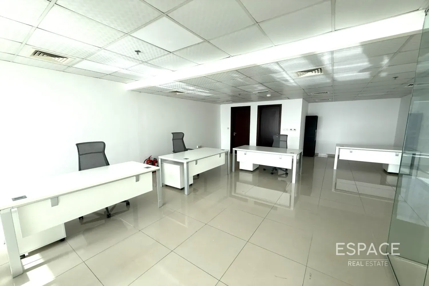 107m² Office in Jumeirah Lake Towers, UAE No. 106097