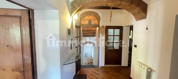 2 غرف نوم شقة في Pistoia, Italy رقم 227248 3