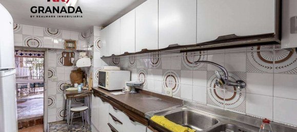 3 bedrooms House in Huetor Vega, Spain No. 104990 9