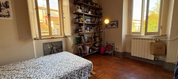 6 rooms Apartment in Arezzo, Italy No. 281589 17