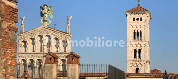Ático de 2 dormitorios en Lucca, Italy No. 51053 3