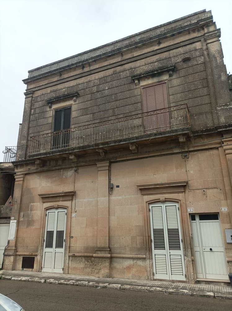 5 rooms Apartment in Corigliano d'Otranto, Italy No. 175465