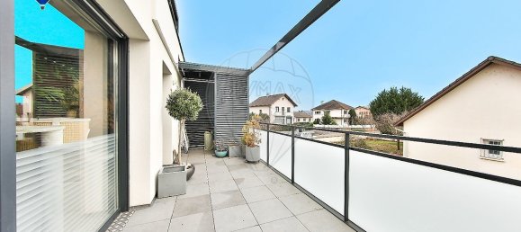 2 bedrooms Apartment in Village-Neuf, France No. 62996 7