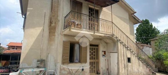 3 rooms Apartment in Civita Castellana, Italy No. 139706 3