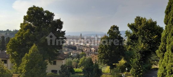 10m² Warehouse in Florence, Italy No. 39780 17