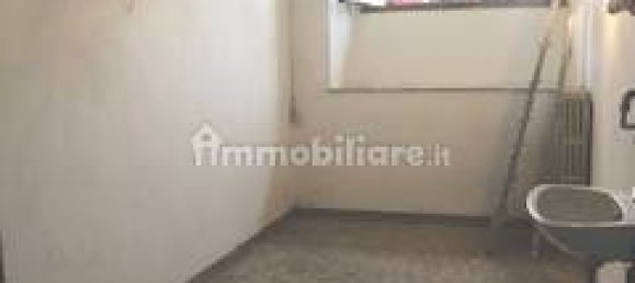 10m² Warehouse in Florence, Italy No. 39780 4