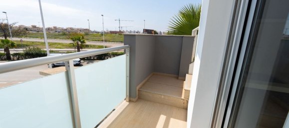 2 bedrooms Bungalow in Alicante, Spain No. 138157 12