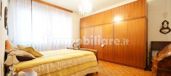 4 bedrooms Apartment in Vicenza, Italy No. 279957 8