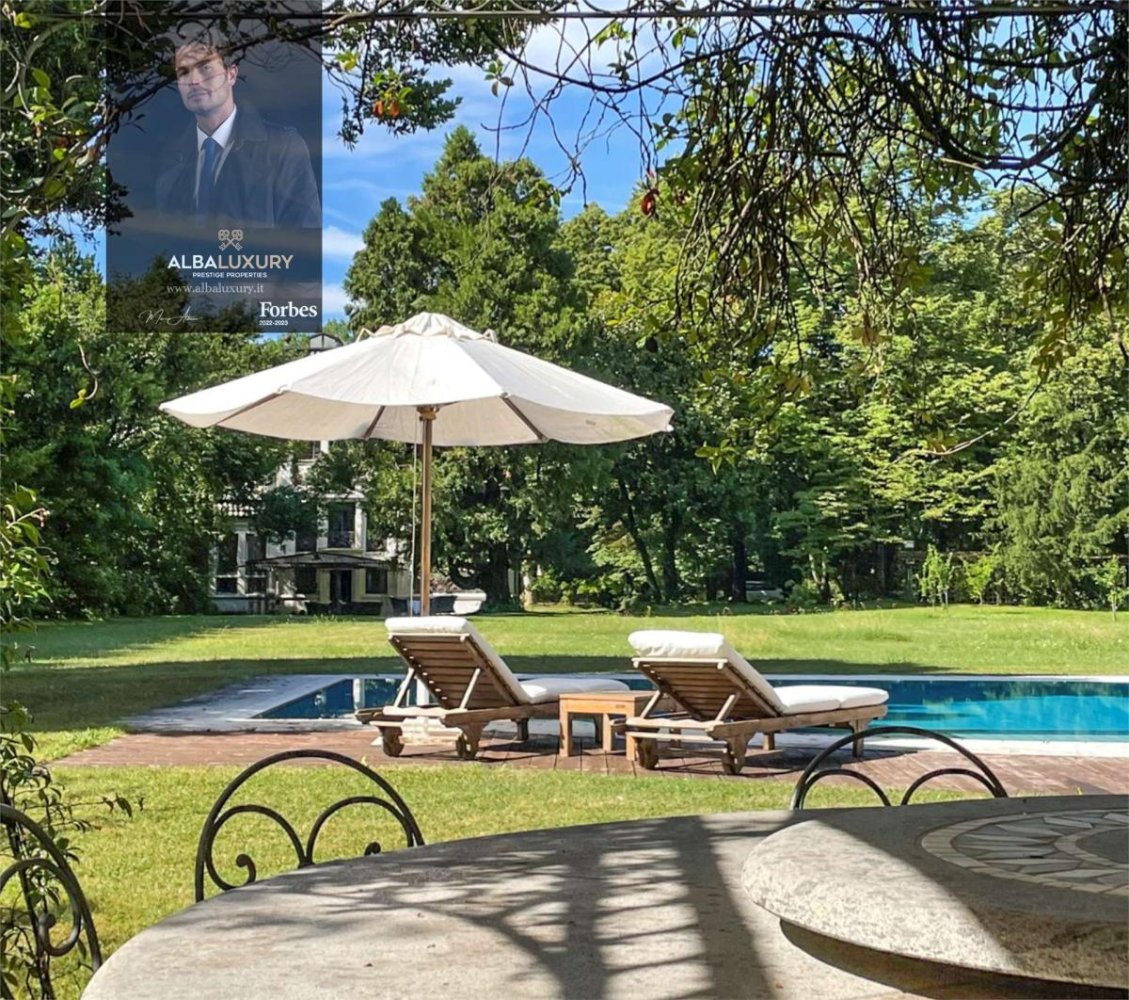 6 bedrooms Villa in Treviso, Italy No. 738