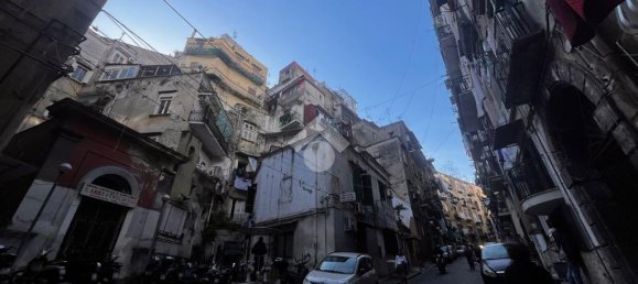 1 bedroom Apartment in Naples, Italy No. 32871 17