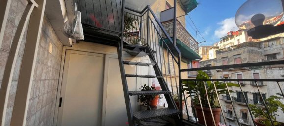 1 bedroom Apartment in Naples, Italy No. 32871 6