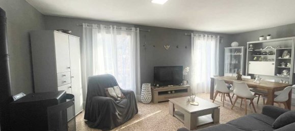 3 bedrooms Villa in Robion, France No. 197545 10