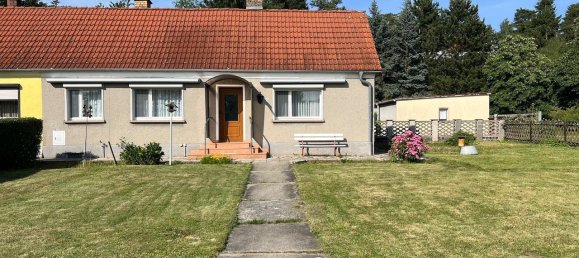 Adosado de 3 habitaciónes en Burgenlandkreis, Germany No. 281003 2