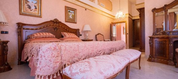 7 bedrooms Villa in Campoamor, Spain No. 7361 12